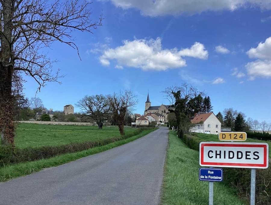 Le Gite De La Fontaine Chiddes エクステリア 写真